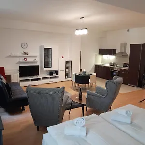 Apartment Nad Kolonadou, Karlsbad